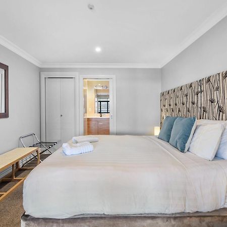 Lakefront Luxury 912 The Beacon 3 Bedroom ควีนส์ทาวน์ ภายนอก รูปภาพ