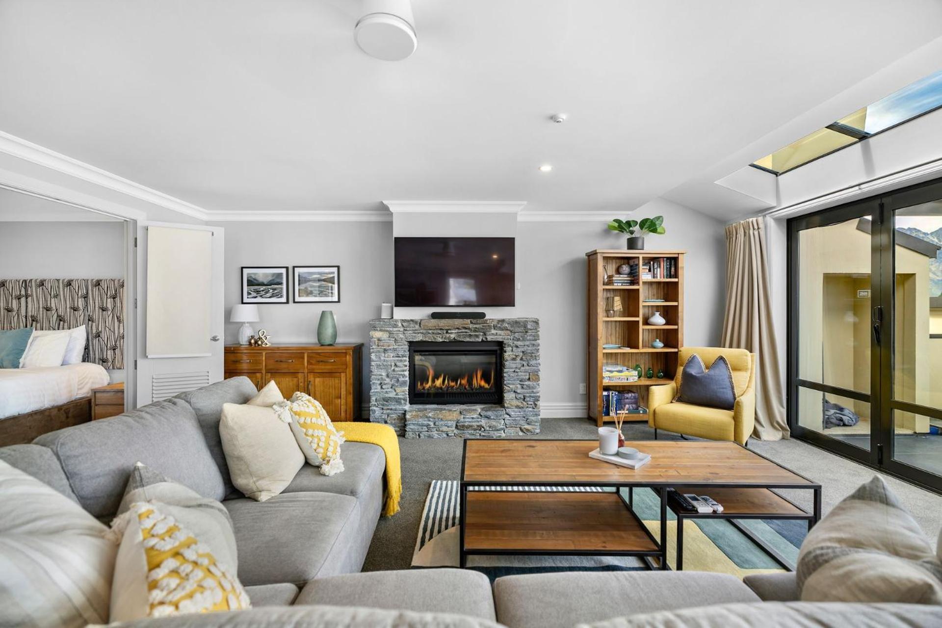 Lakefront Luxury 912 The Beacon 3 Bedroom ควีนส์ทาวน์ ภายนอก รูปภาพ