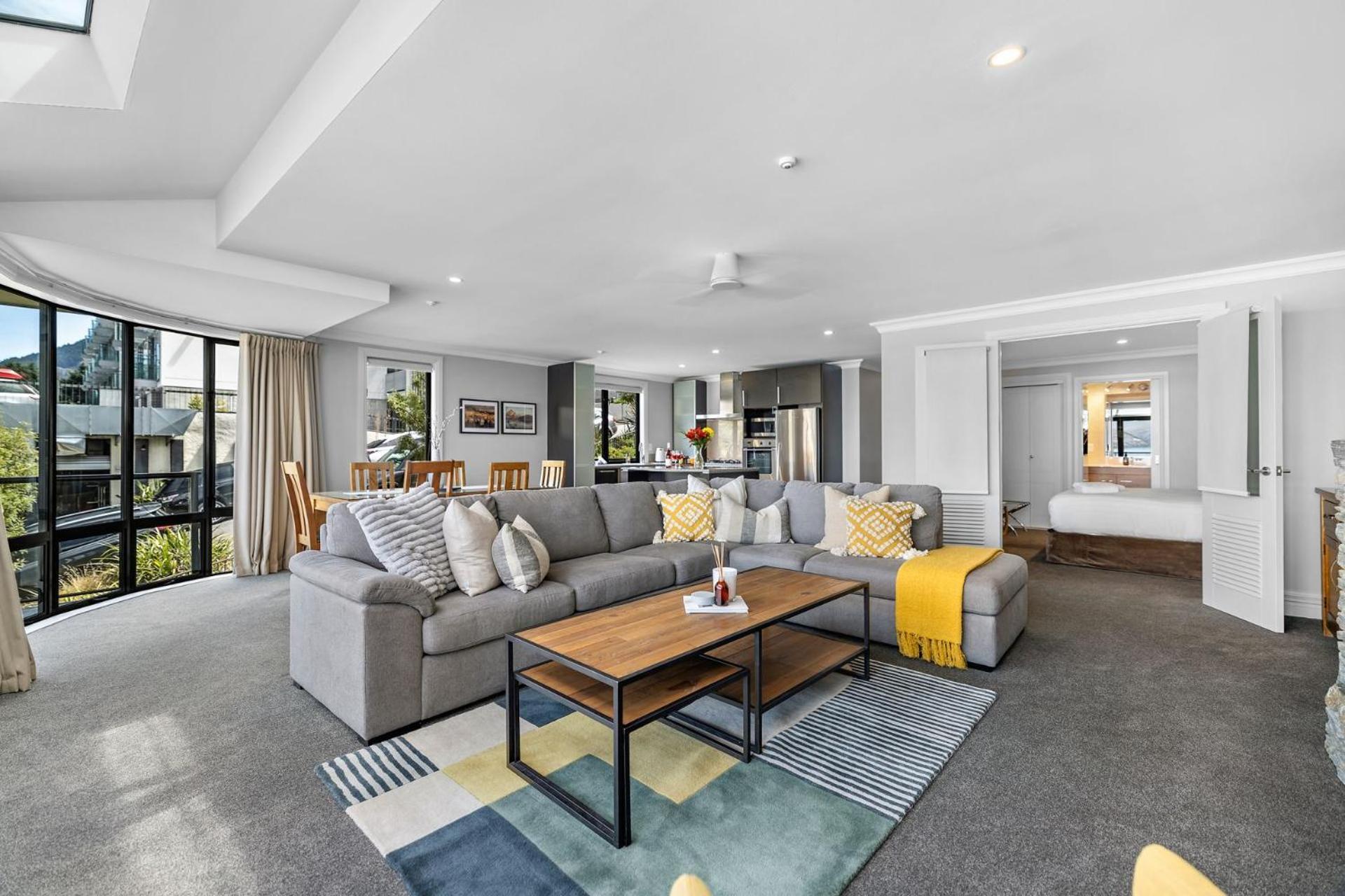 Lakefront Luxury 912 The Beacon 3 Bedroom ควีนส์ทาวน์ ภายนอก รูปภาพ